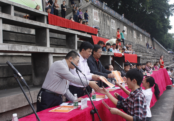 学校第29届田径运动会闭幕之四